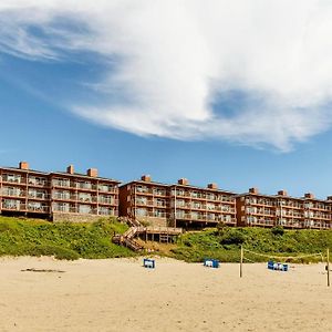 Hallmark Resort In Cannon Beach